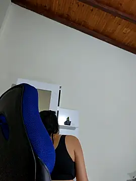 anny vittar online show from 10.18.25