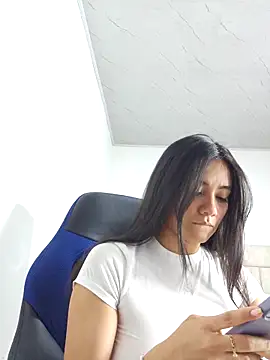 Snapshot of anny_vittar chatting on 02.27.26 anny vittar online show from 02.27.26