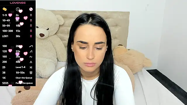 Snapshot of DarcieJane chatting on 12.21.24 DarcieJane online show from 12.21.24