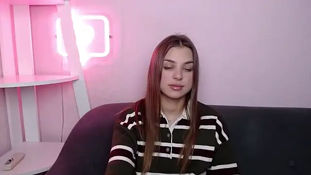 MilanaAngelAs online show from 02.12.26