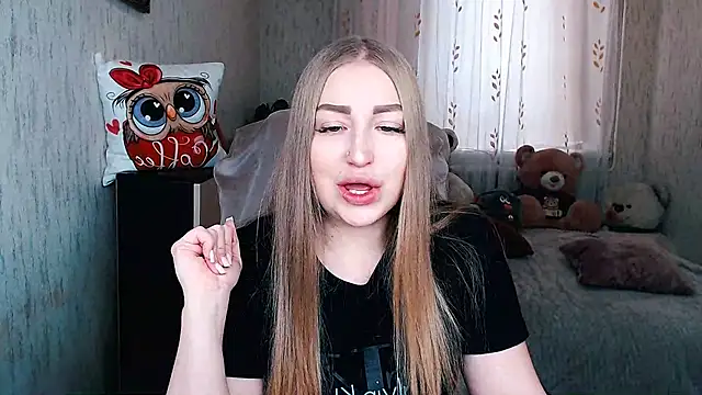 Snapshot of _KittyBoo chatting on 02.20.26 KittyBoo online show from 02.20.26