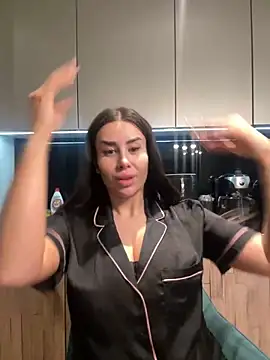Snapshot of EvaZane chatting on 01.31.25 EvaZane online show from 01.31.25