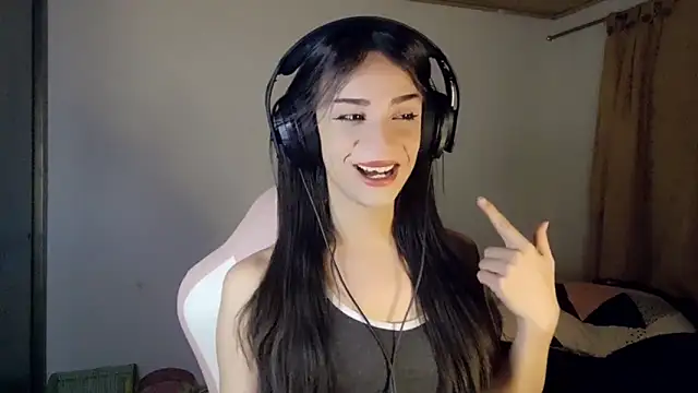 Dollbehavior  online show from 04.14.26