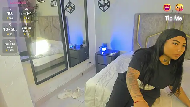 Snapshot of Katejordan chatting on 02.27.26 Katejordan online show from 02.27.26