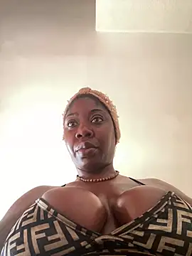 hotcoco28 online show from 01.06.25