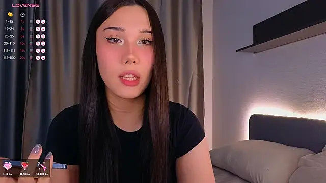 Kaia Sunshine Mia online show from 07.02.26