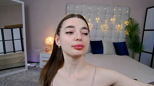 NicoleRosss online show from 01.16.25