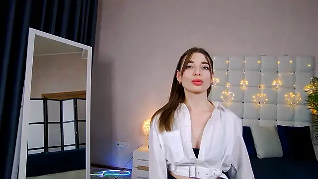 NicoleRosss online show from 01.30.25