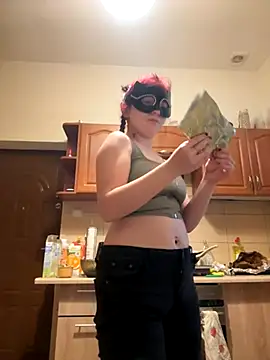 Snapshot of _xPani_x2 chatting on 12.01.25 xPani x2 online show from 12.01.25