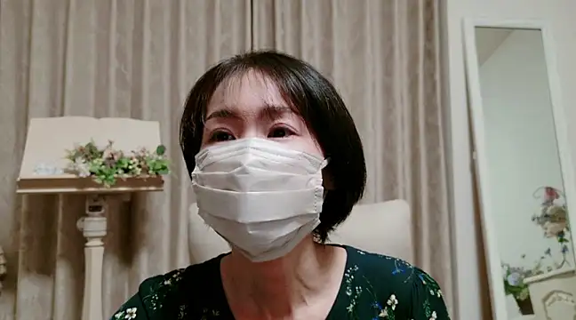 Snapshot of xxArisaxx chatting on 02.20.25 xxArisaxx online show from 02.20.25