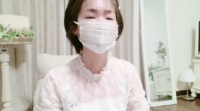 Snapshot of xxArisaxx chatting on 02.22.25 xxArisaxx online show from 02.22.25