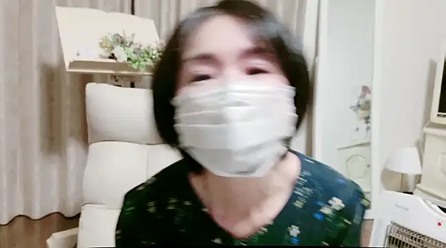 Snapshot of xxArisaxx chatting on 02.24.25 xxArisaxx online show from 02.24.25