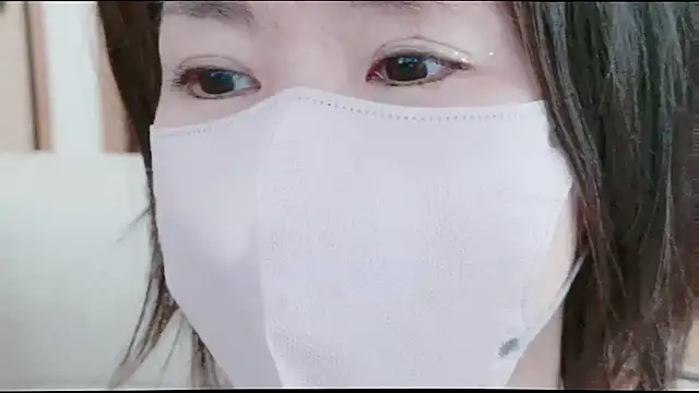 Snapshot of xxArisaxx chatting on 12.02.25 xxArisaxx online show from 12.02.25