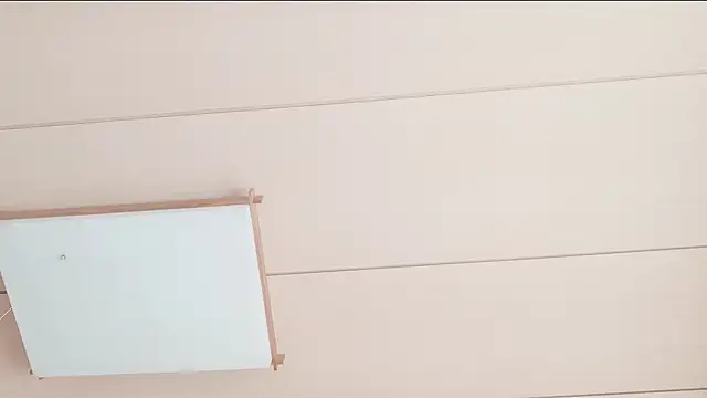 Snapshot of xxArisaxx chatting on 12.16.25 xxArisaxx online show from 12.16.25