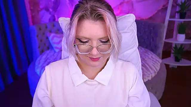 CoolTatis online show from 11.30.25