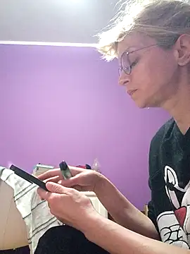 BritneyHudson online show from 03.27.26