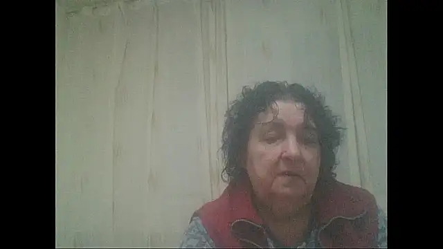 Snapshot of maturekorine chatting on 10.16.25 maturekorine online show from 10.16.25