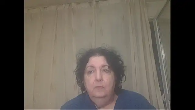 Snapshot of maturekorine chatting on 10.30.25 maturekorine online show from 10.30.25