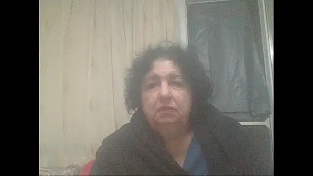 Snapshot of maturekorine chatting on 11.25.25 maturekorine online show from 11.25.25