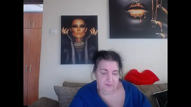 Snapshot of maturekorine chatting on 03.21.26 maturekorine online show from 03.21.26