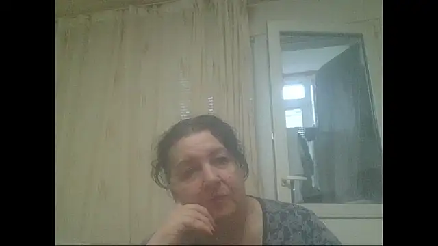 Snapshot of maturekorine chatting on 03.30.26 maturekorine online show from 03.30.26