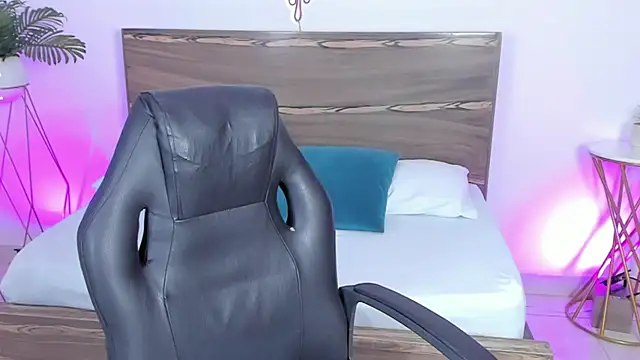 ivette bocelly online show from 12.29.24