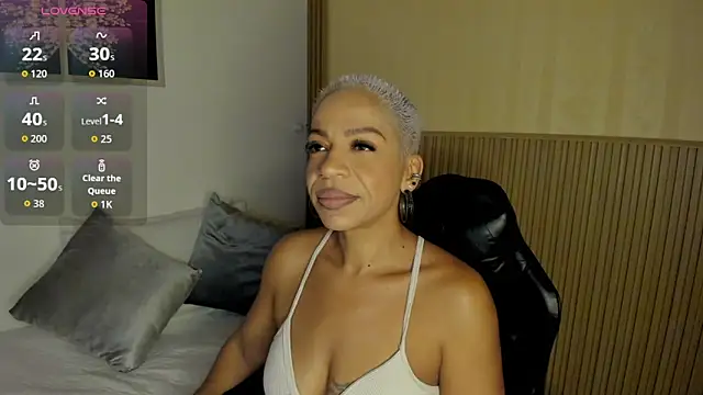 summer night  online show from 04.06.26