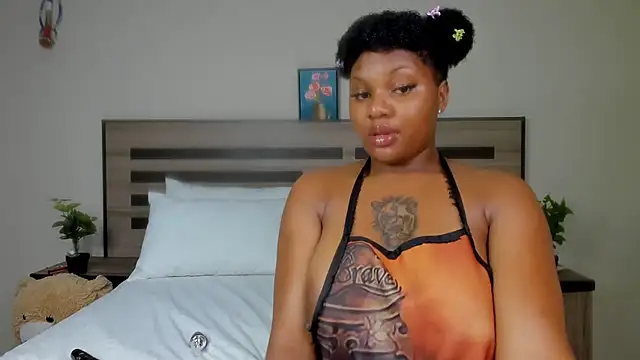 Renee-18 online show from 01.01.25