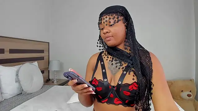 Renee-18 online show from 07.05.26