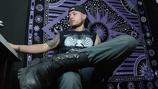 Dicaprioo  online show from 01.21.25