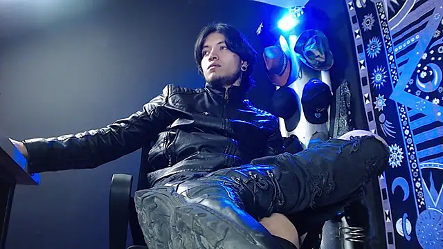 Dicaprioo  online show from 02.24.25