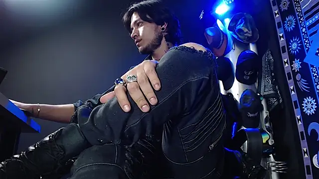 Dicaprioo  online show from 03.03.25