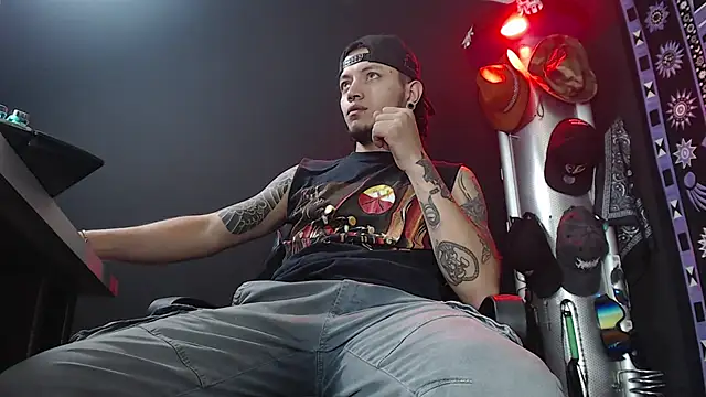 Dicaprioo  online show from 03.04.25