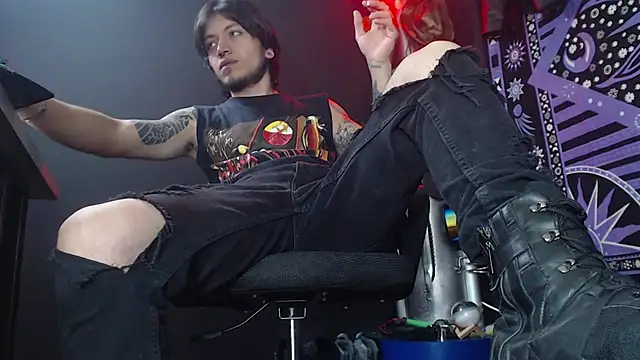 Dicaprioo  online show from 03.13.25