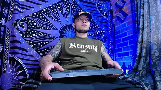 Dicaprioo  online show from 10.06.25