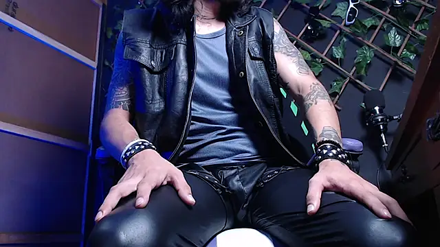 Dicaprioo  online show from 01.08.26