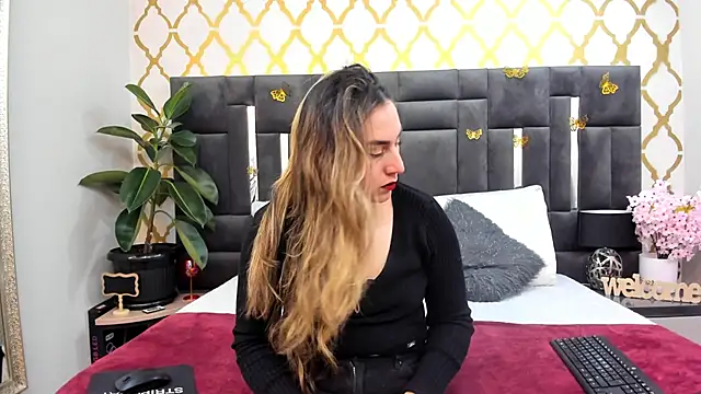 RubbyTaylor online show from 09.22.25