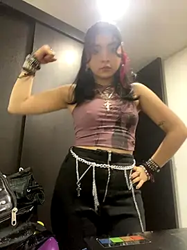 Snapshot of _Gothiccbitch_ chatting on 12.06.24 Gothiccbitch online show from 12.06.24