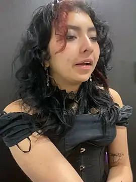 Snapshot of _Gothiccbitch_ chatting on 12.30.24 Gothiccbitch online show from 12.30.24