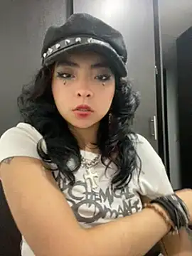 Snapshot of _Gothiccbitch_ chatting on 01.07.25 Gothiccbitch online show from 01.07.25