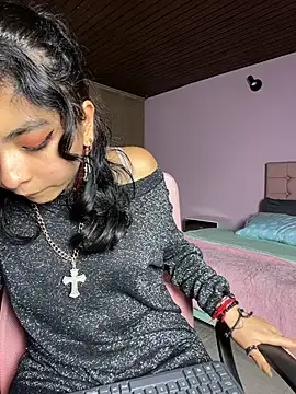 Snapshot of _Gothiccbitch_ chatting on 01.10.25 Gothiccbitch online show from 01.10.25