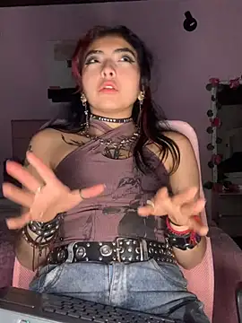 Snapshot of _Gothiccbitch_ chatting on 01.23.25 Gothiccbitch online show from 01.23.25