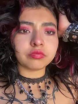 Snapshot of _Gothiccbitch_ chatting on 02.15.25 Gothiccbitch online show from 02.15.25