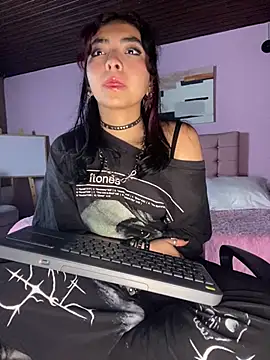 Snapshot of _Gothiccbitch_ chatting on 02.25.25 Gothiccbitch online show from 02.25.25