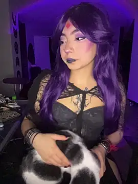 Snapshot of _Gothiccbitch_ chatting on 10.31.25 Gothiccbitch online show from 10.31.25