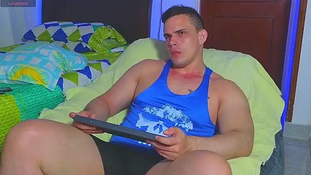 Regansmiths online show from 04.12.26