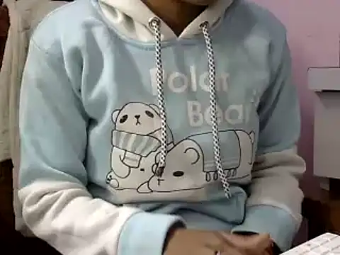 momo lov online show from 12.23.24