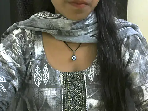 momo lov online show from 09.25.25