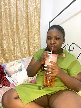 sweet18creamybigpussy online show from 10.12.25