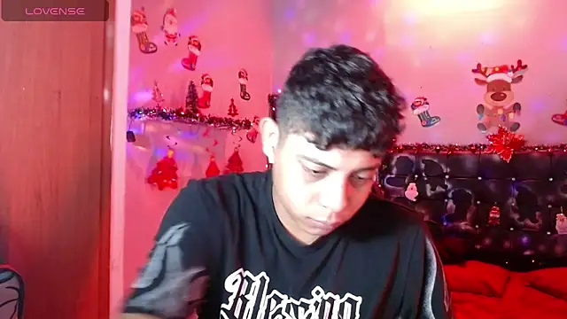 Snapshot of Wiiliam_20 chatting on 12.07.24 Wiiliam 20 online show from 12.07.24